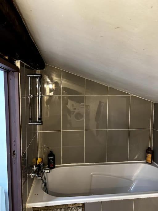 Pepite Rare 8 Personnes Au Coeur Battant Du Vieux Lyon Apartment ภายนอก รูปภาพ
